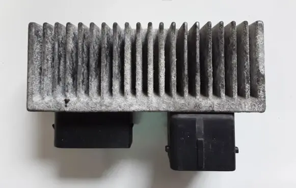 Nissan X-Trail T32 Glow plug pre-heat relay 271206395R
