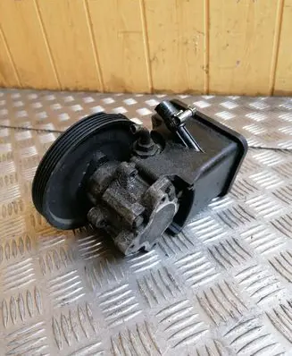 BMW 3 E46 Power steering pump 1928100271 32422247046