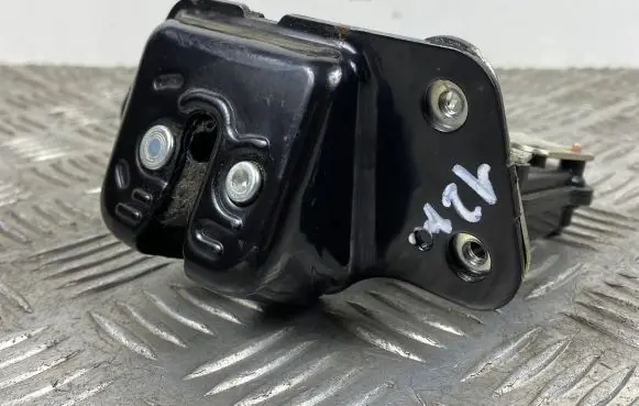 Jeep Grand Cherokee Tailgate/trunk/boot lock/catch/latch