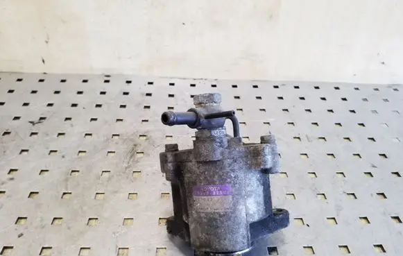 Toyota Avensis Verso Vacuum pump 2930027020 0810002740