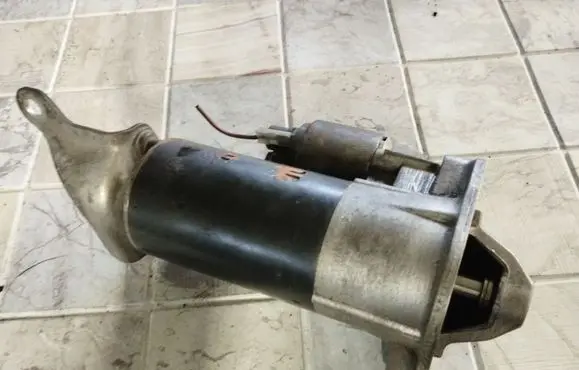 Volvo S60 Starter motor 1005821794