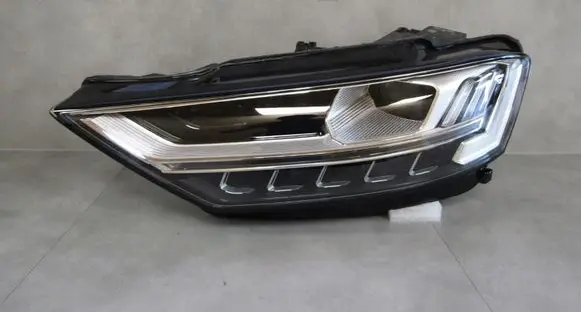Audi A8 S8 D5 Headlight/headlamp 4N0941035