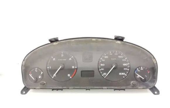 Peugeot 406 Speedometer (instrument cluster) 87001369 87001370