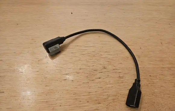 Audi A6 S6 C6 4F USB socket connector 4F0051510Q MMI3G