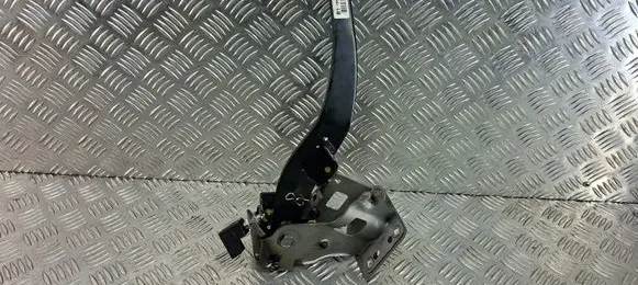 KIA Sportage Clutch pedal 