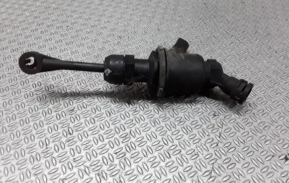 Nissan Micra Clutch master cylinder