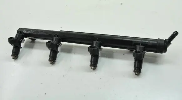 Volkswagen Golf VII Fuel main line pipe 04E906031F