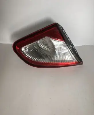 Nissan Qashqai Tailgate rear/tail lights 89503189 B26555BR01A