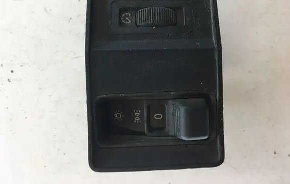 BMW 5 E34 Light switch 38813705