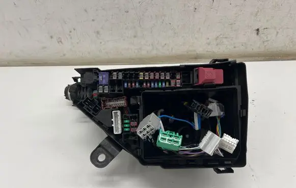 Nissan X-Trail T33 Fuse box set