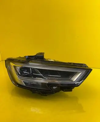 Audi A3 S3 8V Headlight/headlamp 8V0941784