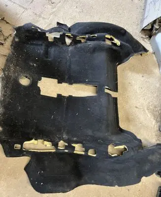 Land Rover Discovery 3 - LR3 Rear floor carpet liner 