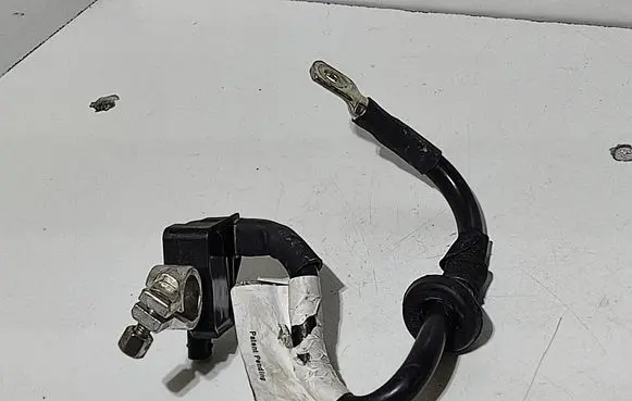 Audi Q7 4L Negative earth cable (battery) 8K0915181D 51932560