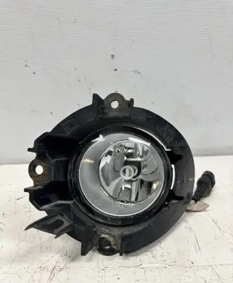 Toyota Avensis T270 Front fog light 195922B