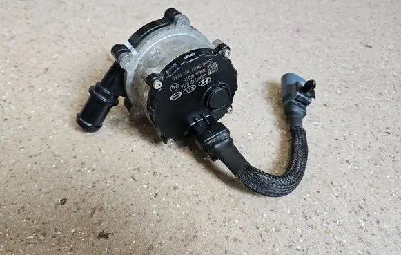 Hyundai Tucson IV NX4 Electric auxiliary coolant/water pump 251602MHA1