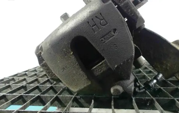 Ford C-MAX II Front brake caliper IMPRK1165085