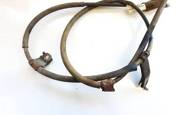 Handbrake/parking brake wiring cable