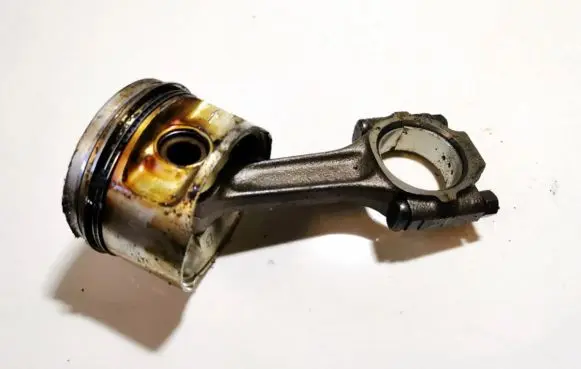 Fiat Bravo - Brava Piston with connecting rod