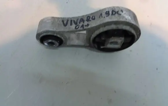 Opel Vivaro Engine mounting bracket 66684003827