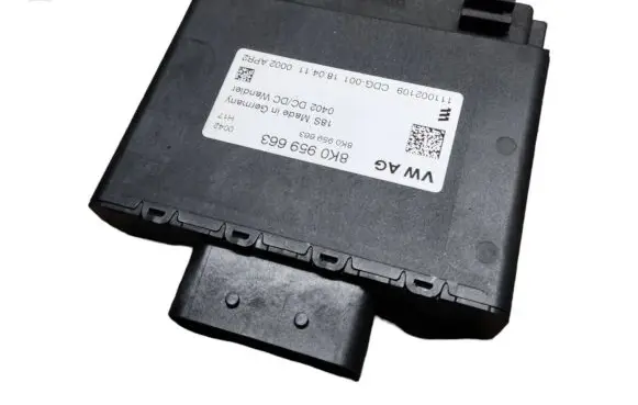 Audi A6 S6 C7 4G Power management control unit 8K0959663 111002109