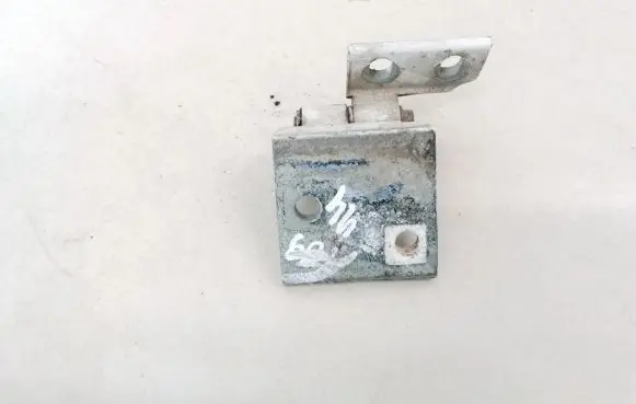 Peugeot Partner Front door upper hinge