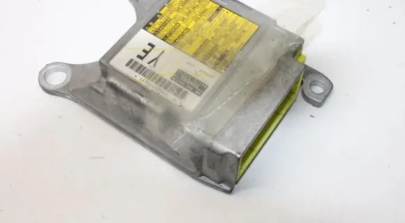 Toyota Prius (XW30) Airbag control unit/module 8917047110