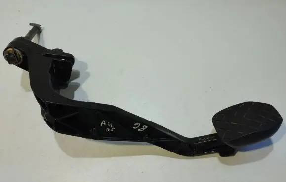 Audi A4 S4 B5 8D Clutch pedal 8D1721316A