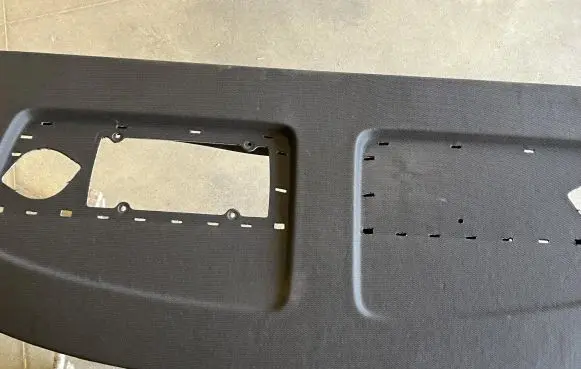 Parcel shelf
