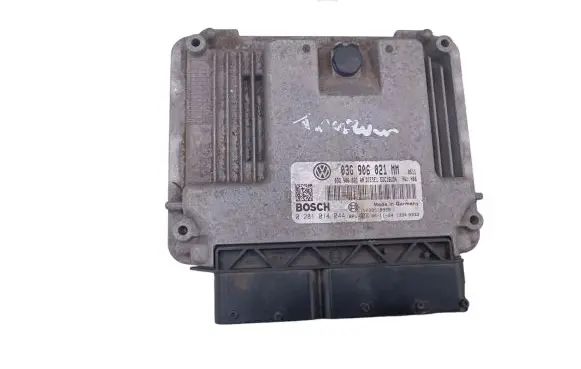 Volkswagen Touran I Engine control unit/module 03G906021MM 0281014044