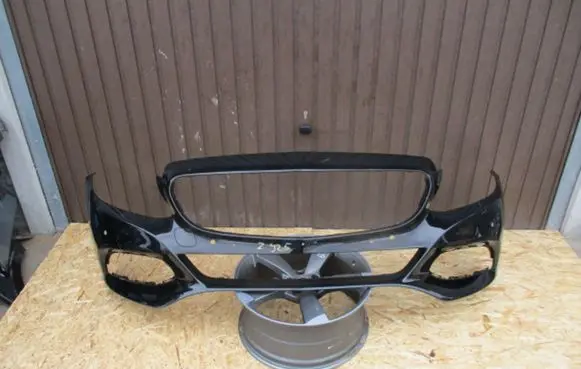 Mercedes-Benz C W205 Front bumper