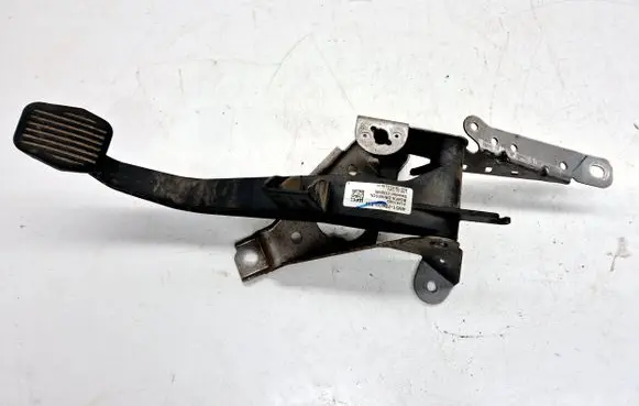 Volvo V50 Clutch pedal 4N517B633 31201093 4N517B633EM
