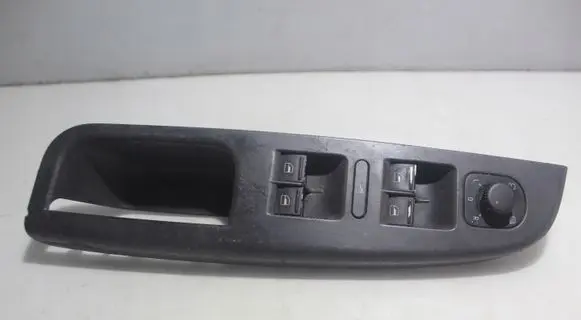 Volkswagen Golf V Electric window control switch