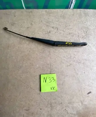 Fiat Punto (188) Front wiper blade arm