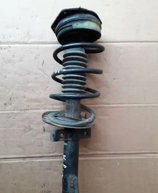Renault Megane II Front shock absorber with coil spring 8200335187