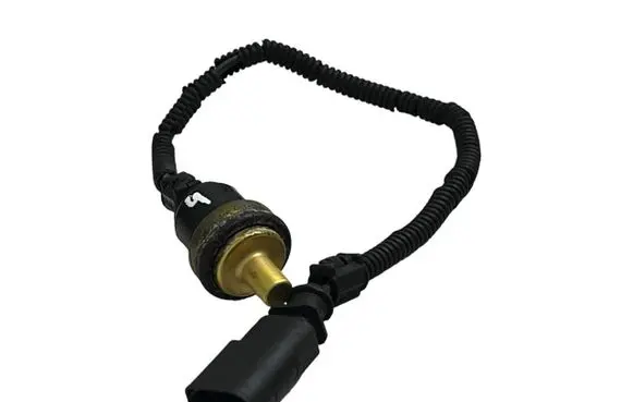 Volkswagen Touareg I Coolant temperature sensor 070919501B