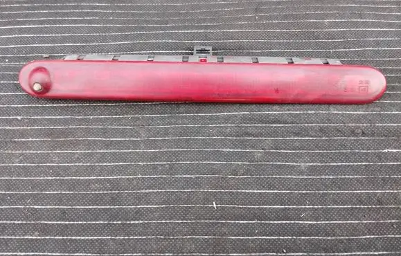 Lancia Ypsilon Third/center stoplight 51700163