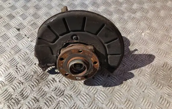 Audi Q3 8U Front wheel hub 1K0407256 1K0407256AA 1K0515312F