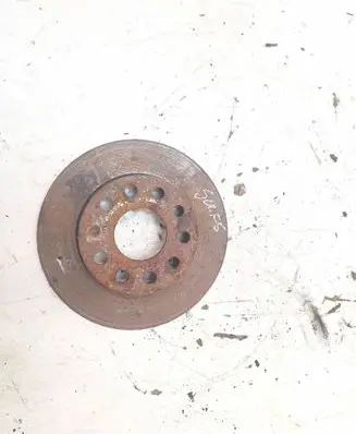Volkswagen Golf V Rear brake disc