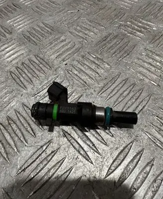 Nissan Note (E11) Fuel injector FBY1160