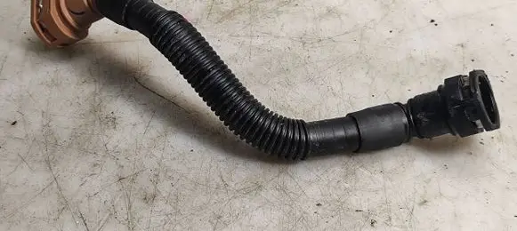 KIA EV6 Electric car engine cooling hoses/pipes 
