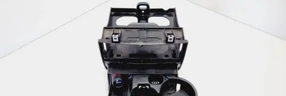 Cup holder front