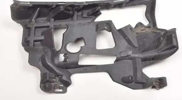 Volvo S60 Front bumper mounting bracket 31383141
