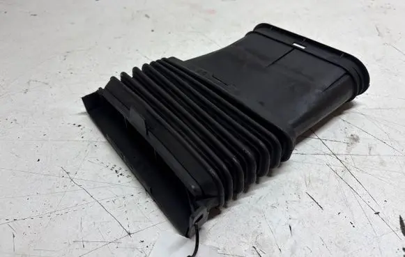 Mercedes-Benz ML W166 Air intake duct part A1665000061