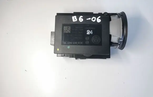 Volkswagen PASSAT B6 Ignition lock 3C0905843R
