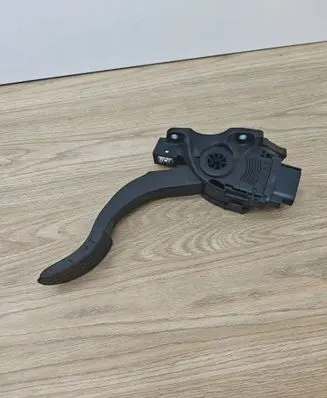 Volvo S80 Accelerator throttle pedal 6G929F836BC 6PV00922001 10122006