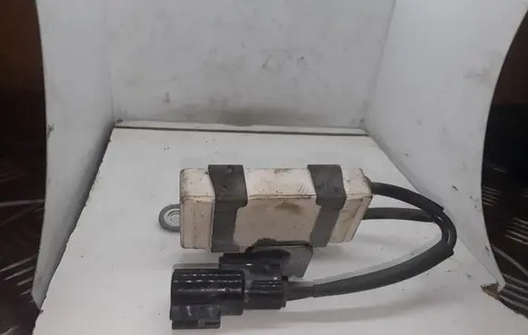 Toyota Yaris Coolant fan relay 2468106110