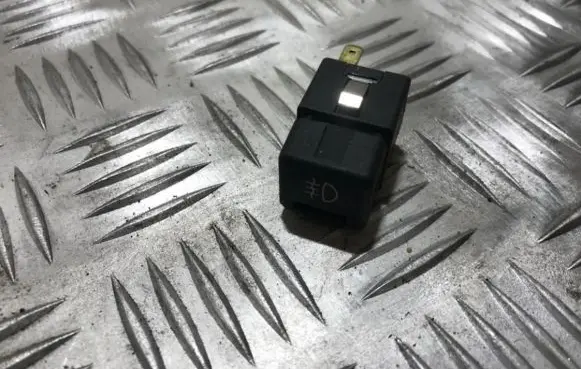 Opel Astra F Fog light switch 90228201 s501356