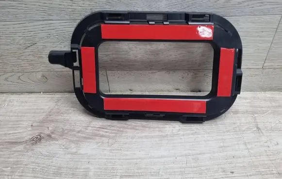 Rear bumper mounting bracket