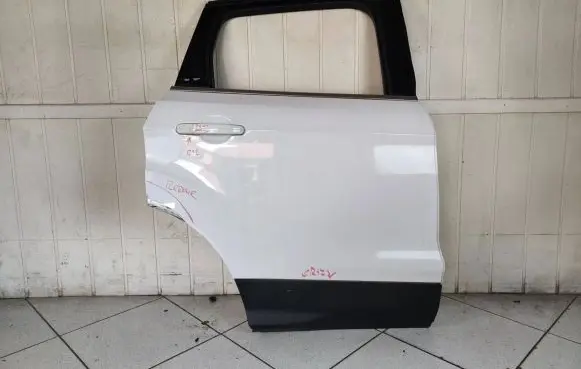 Ford Escape III Rear door