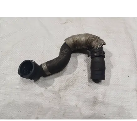 Volkswagen PASSAT B8 Engine coolant pipe/hose 5Q0122073AL